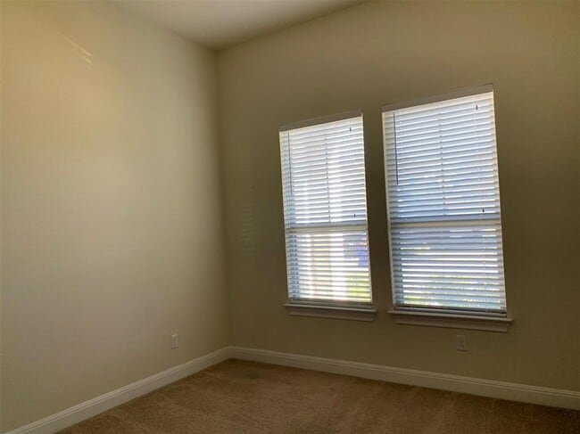 Building Photo - 1400 Little Elm Trail