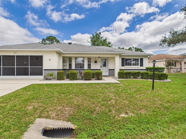 Building Photo - 9679 SW 99th Ave
