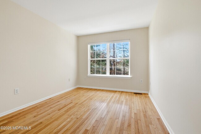 Building Photo - 69 Daniele Dr