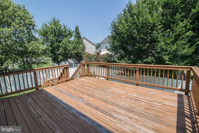 Building Photo - 24676 Broad Creek Dr