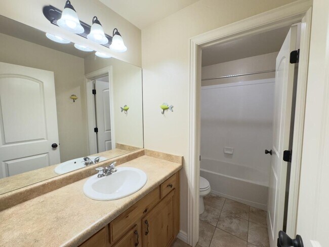 Building Photo - 1078 Cinnamon Ridge Dr
