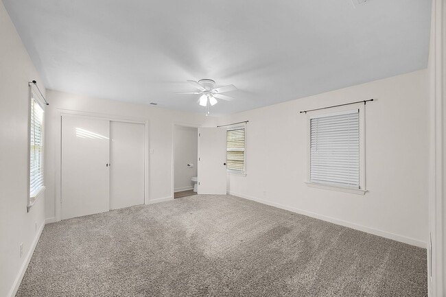 Building Photo - **AVAIL. NOW** The perfect blend of style ...