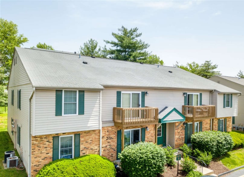 Building Photo - Heatherbrook