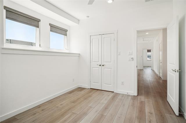 Building Photo - 3811 Rosemont Dr