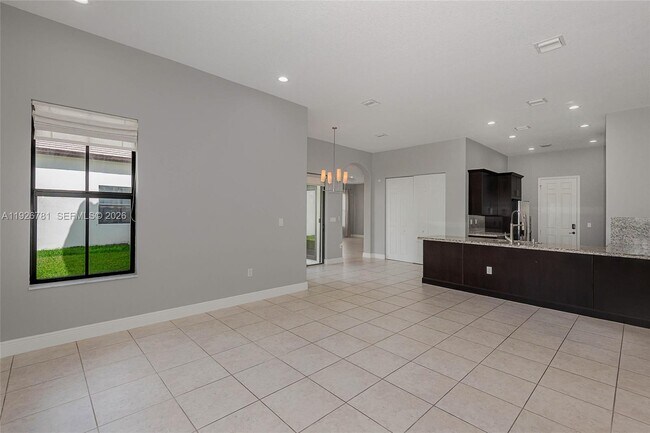 Building Photo - 3320 NW 84th Way