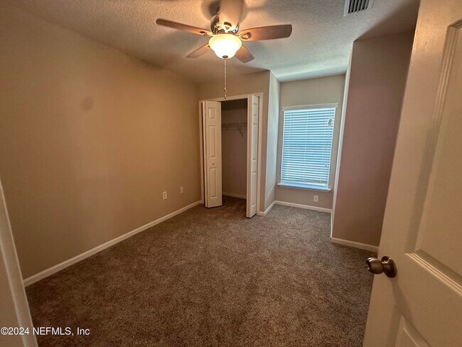 Building Photo - 7062 Snowy Canyon Dr