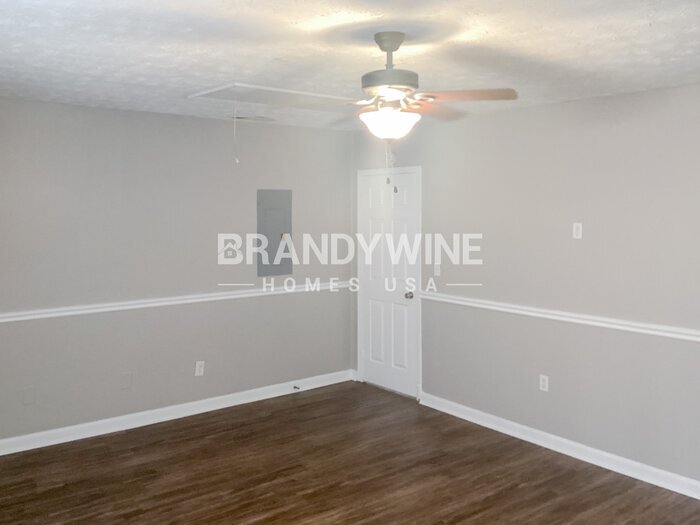 Building Photo - 702 Dunaire Way