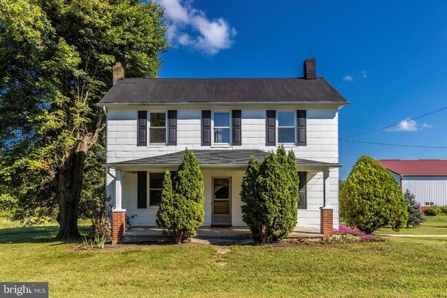 Building Photo - 13634 Glissans Mill Rd