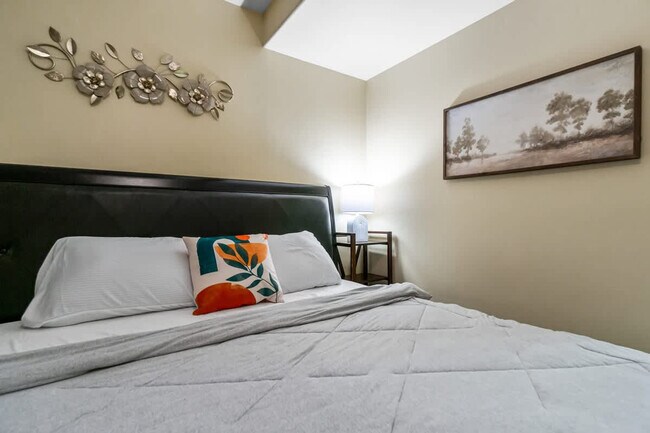 Building Photo - 6090 Rock St