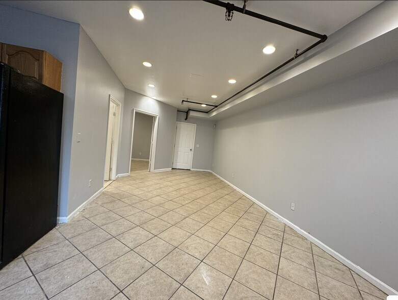 466 Kennedy Blvd 1G - 466 Kennedy Blvd