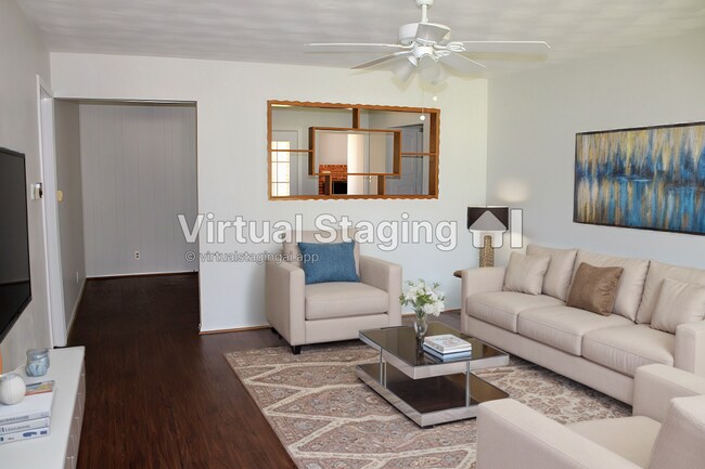 Building Photo - "Charming, Bedford home with Dual Living Spaces, Bonus Room, and a Spacious Backyard!"