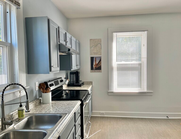 Building Photo - 2909 Portsmouth Ave