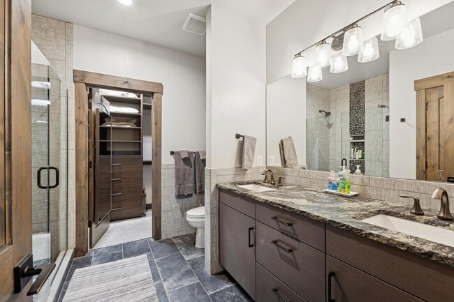 Building Photo - Delightful Monterra 2 Bed 2 Bath Condo with Views of Glacier Park