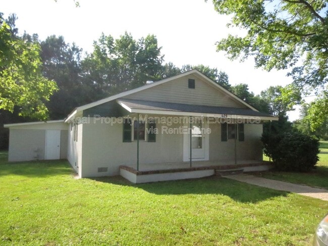 Building Photo - 629 S Peedin Ave