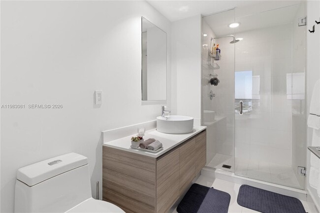 Building Photo - 121 NE 34th St