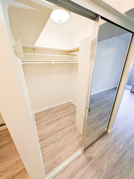 1st BR Walk-In Closet - 25855 McBean Pky