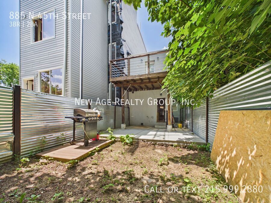 Building Photo - 885 N 45th St