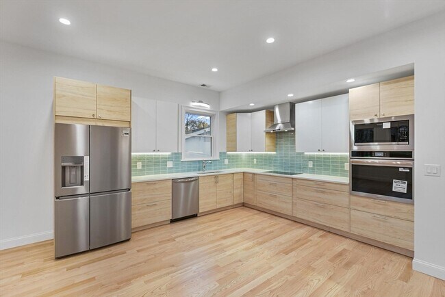 Primary Photo - 14 Newell Rd