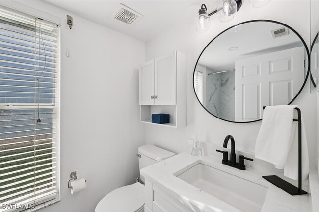 Building Photo - 845 New Waterford Dr