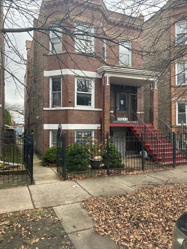 Building Photo - 3116 S Kedvale Ave