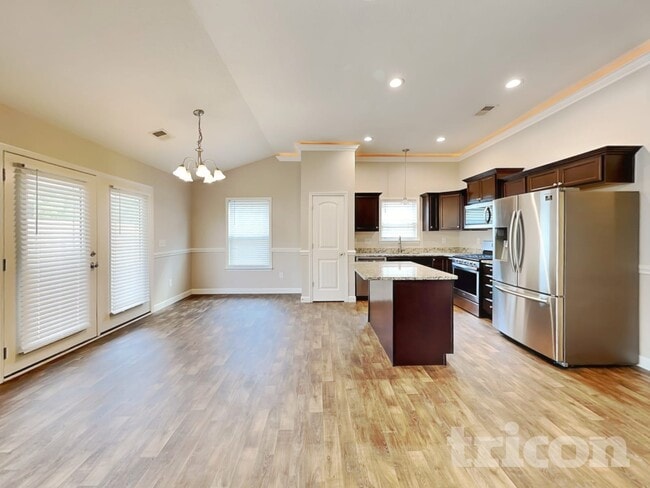 Building Photo - 321 Trail Crossing Ln