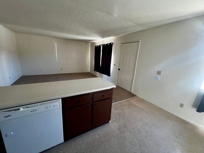 Building Photo - 73796 Cactus Dr