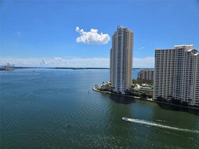 Building Photo - 335 S Biscayne Blvd
