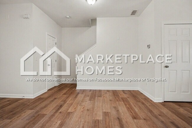 Building Photo - 5786 Westchase St