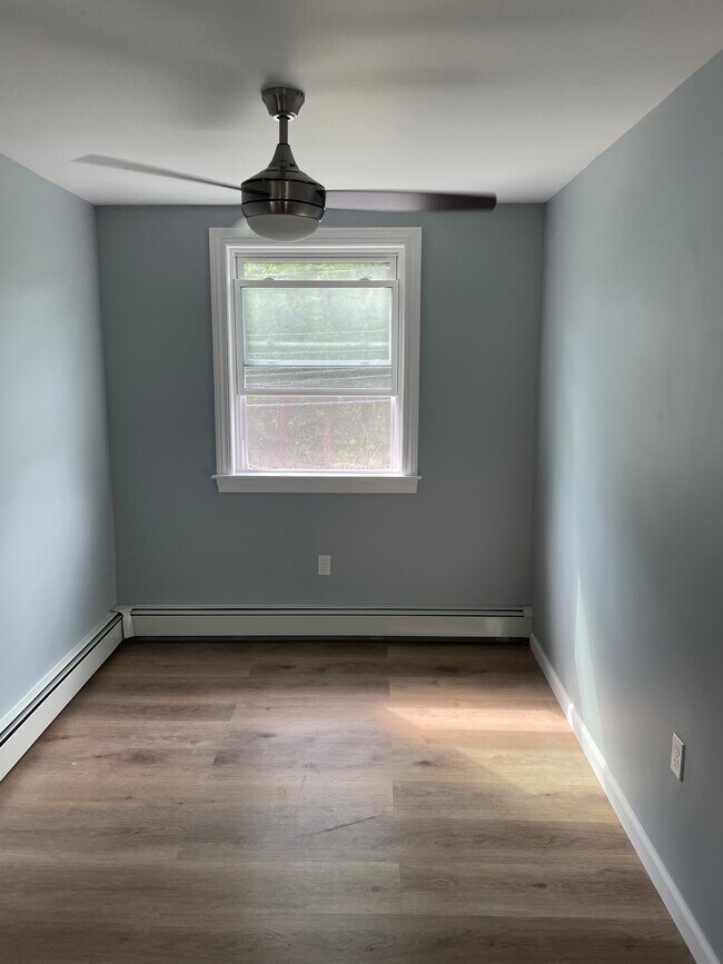 Living room area - 301 Prospect St