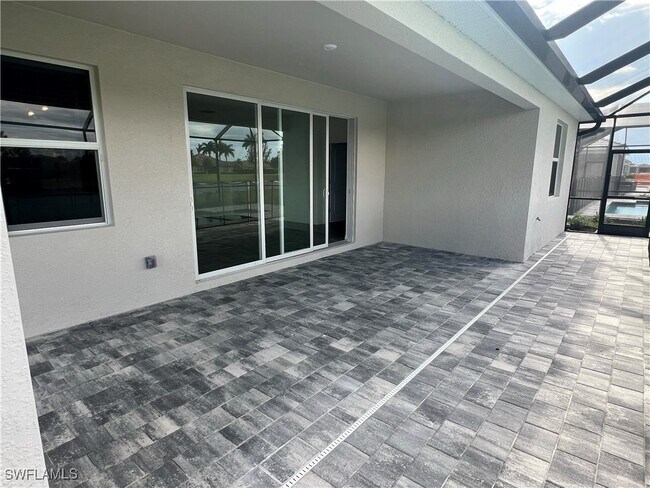 Building Photo - 2357 Avocado Ln