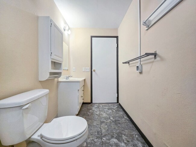 Building Photo - Charming 4-Bedroom Home with Bonus Rooms &...