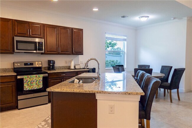 Building Photo - 2589 Bella Vista Cir