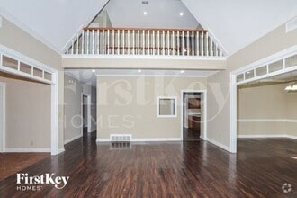 Building Photo - 5198 Tudor Ct
