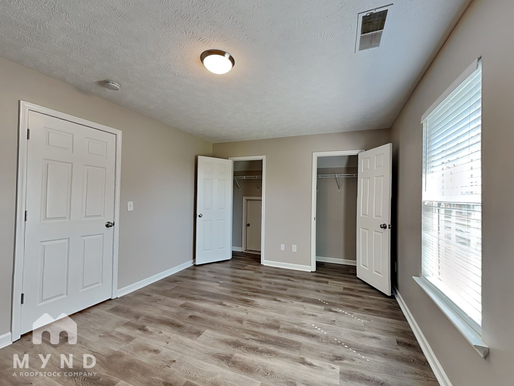 Building Photo - 721 Wildwood Dr