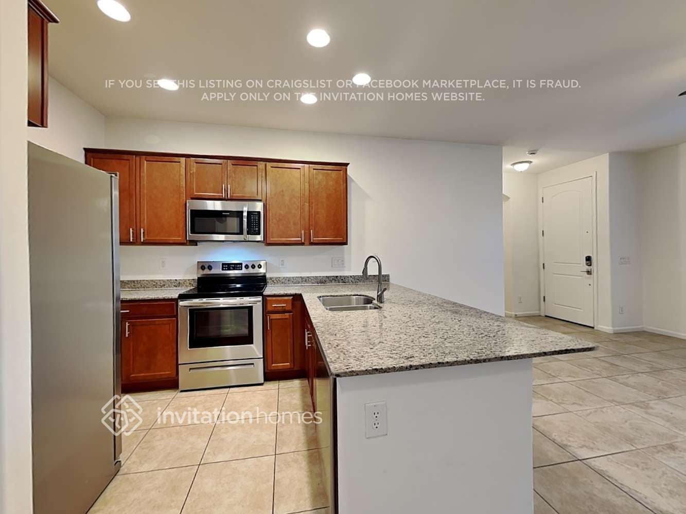 Building Photo - 3369 E Constitution Dr