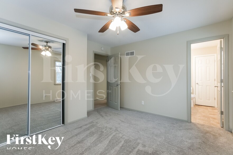 Building Photo - 16512 Greenwald Dr