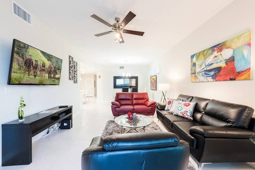 Primary Photo - 4741 Clock Tower Dr