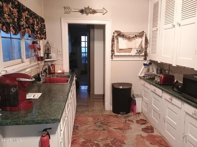 Building Photo - 106 Ruskin Dr