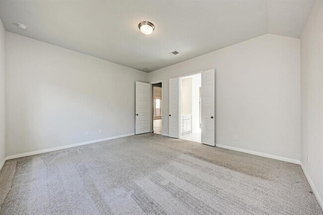 Building Photo - 133 Bauer Lp