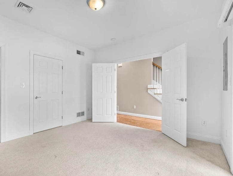 Building Photo - 146 Christina Landing Dr