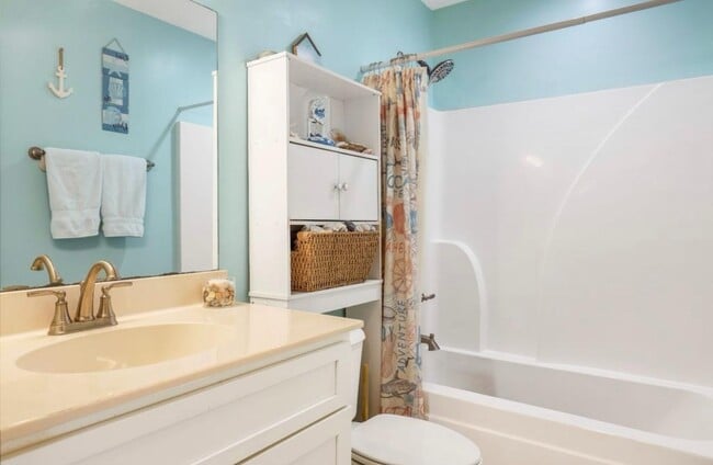 Building Photo - 397 W McGlothlin St