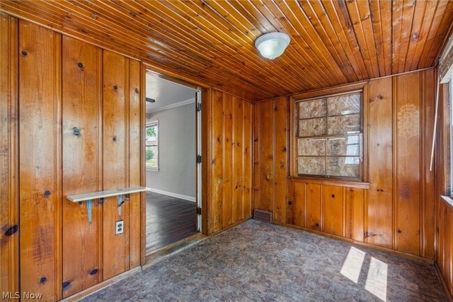 Building Photo - 4016 Bayard Rd