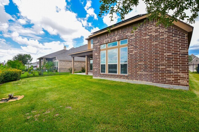 Building Photo - 11511 Ryan Manor Dr