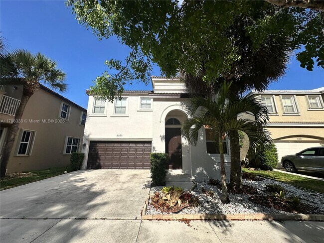 Building Photo - 5035 SW 155th Ave
