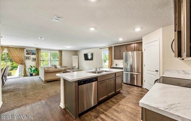Building Photo - 75258 Bridgewater Dr