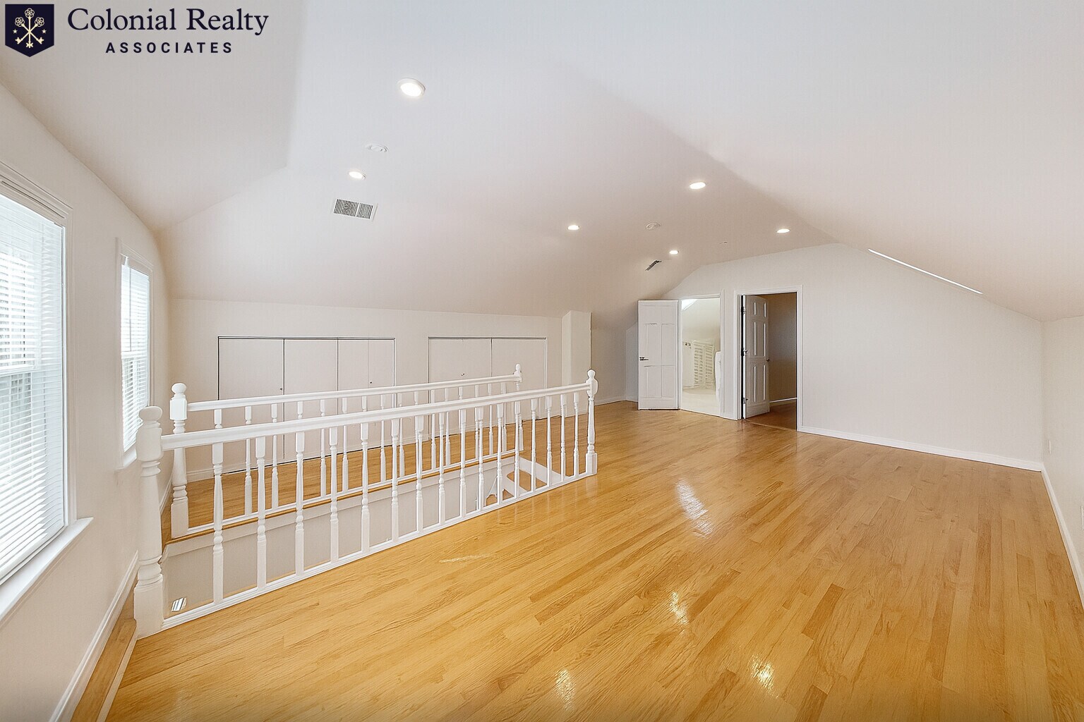 Building Photo - 83 Putnam St