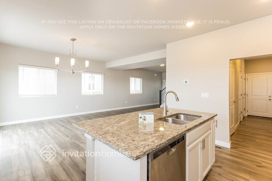Building Photo - 6164 Big Bird Dr