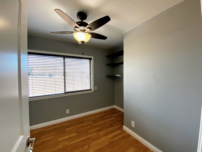 Building Photo - 341YOS