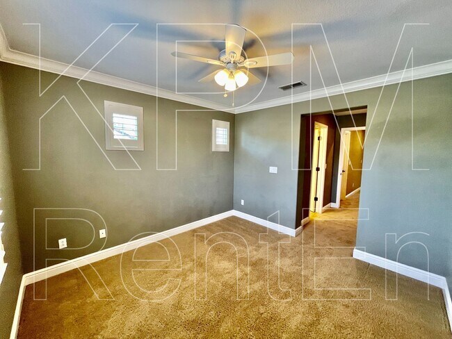 Building Photo - 5879 Riverbank Cir