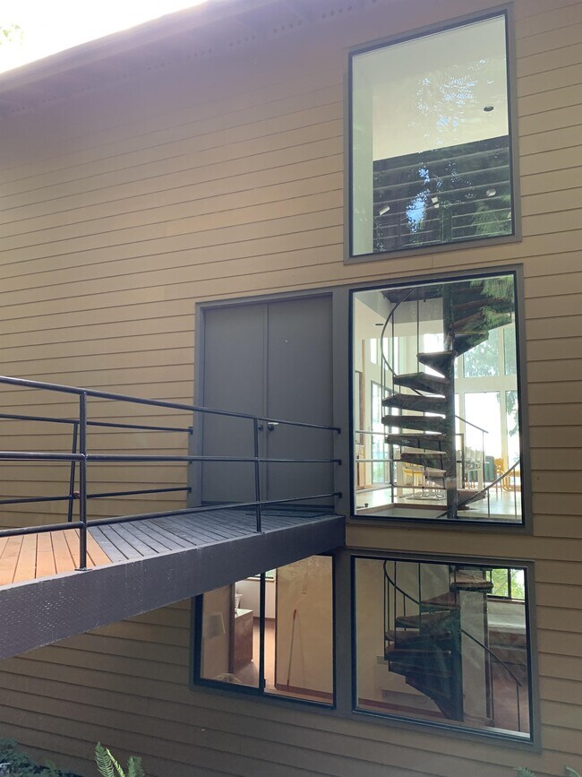 Building Photo - 13533 SW 207th Ln